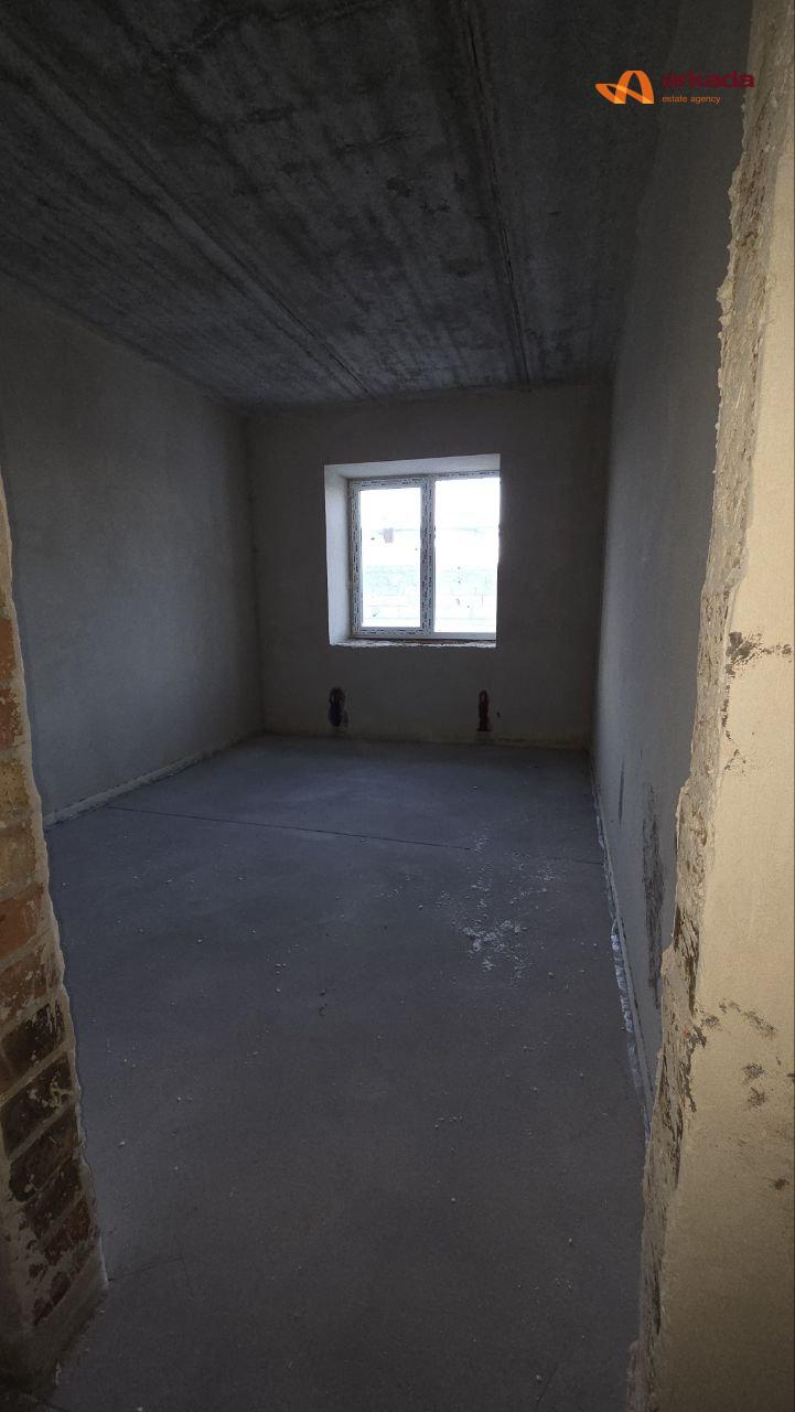 Продається однокімнатна квартира в ЖК Урожайниий