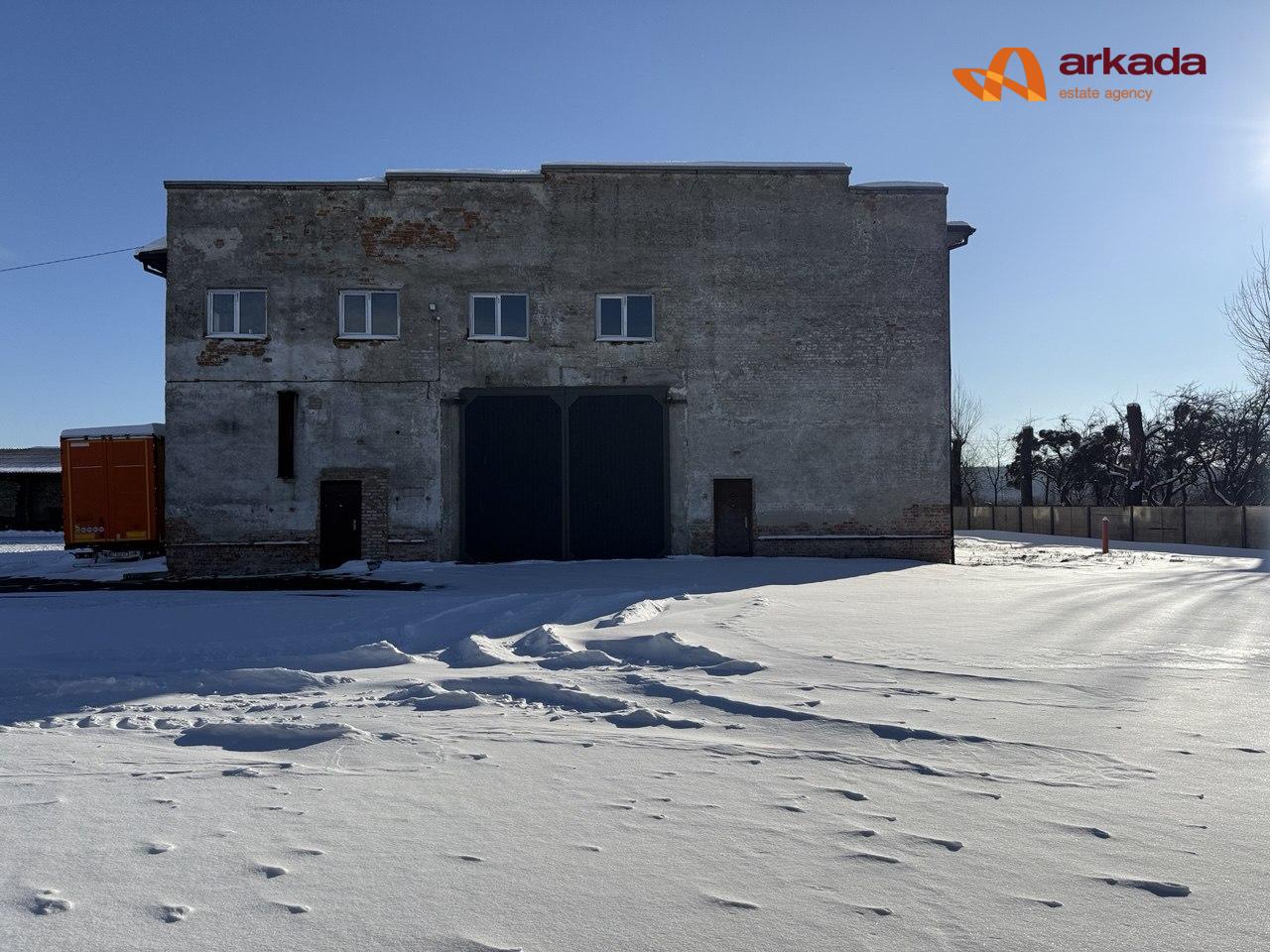 Комерційний комплекс для міжнародної компанії та бізнесу що маштабується 1,5 га, 1000 м2, 80кВт з можливісттю збільшення до 1МВт
