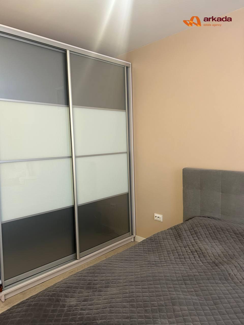 Продаж двокімнатної квартири з ремонтом