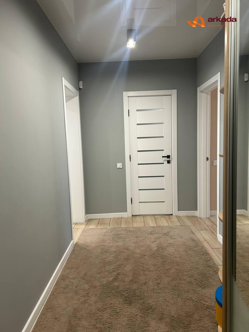 Продаж двокімнатної квартири з ремонтом