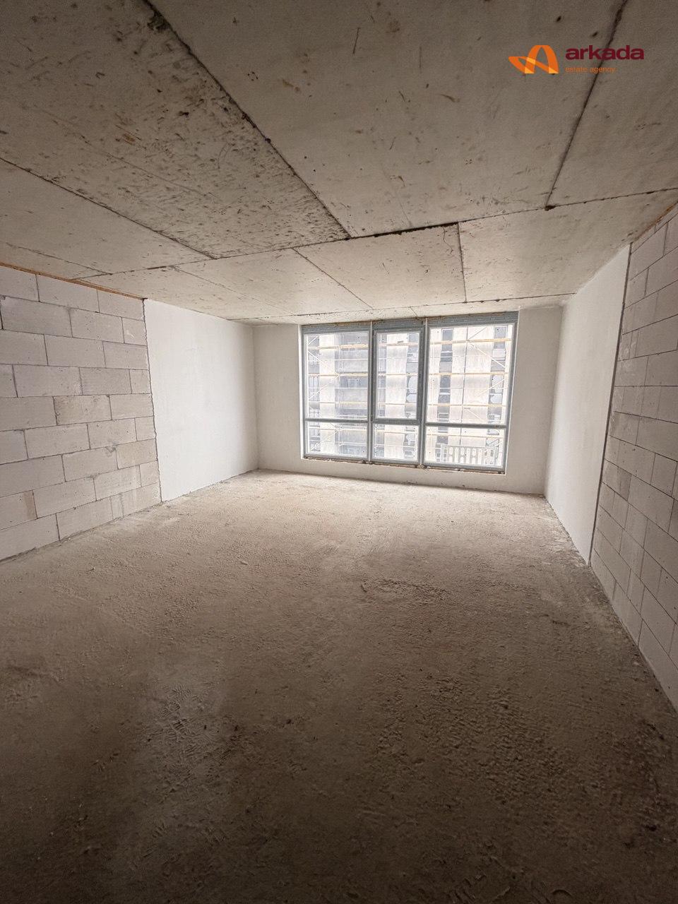 1кім.квартира 40.5м2 в ЖК поряд з міським озером