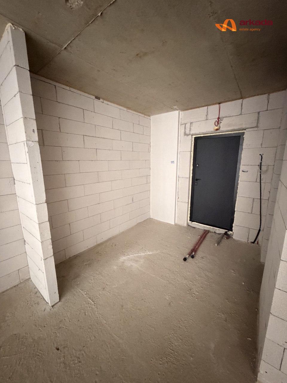 1кім.квартира 40.5м2 в ЖК поряд з міським озером