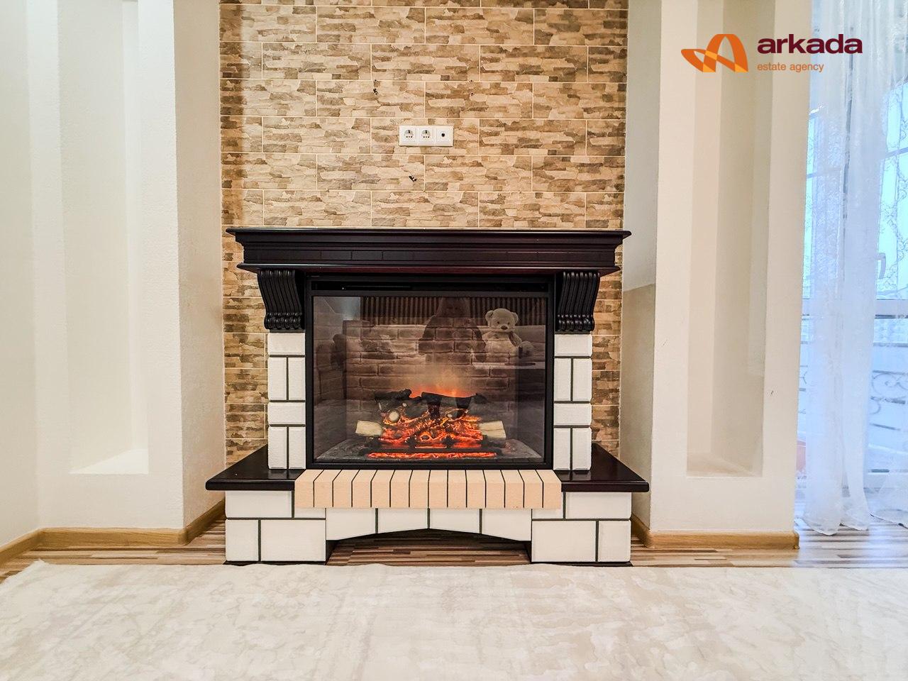 Продаж 4-кімнатної видової квартири, 108 м², район Довженка 1240 $ м2 в обжитій новобудові з закритим двором .