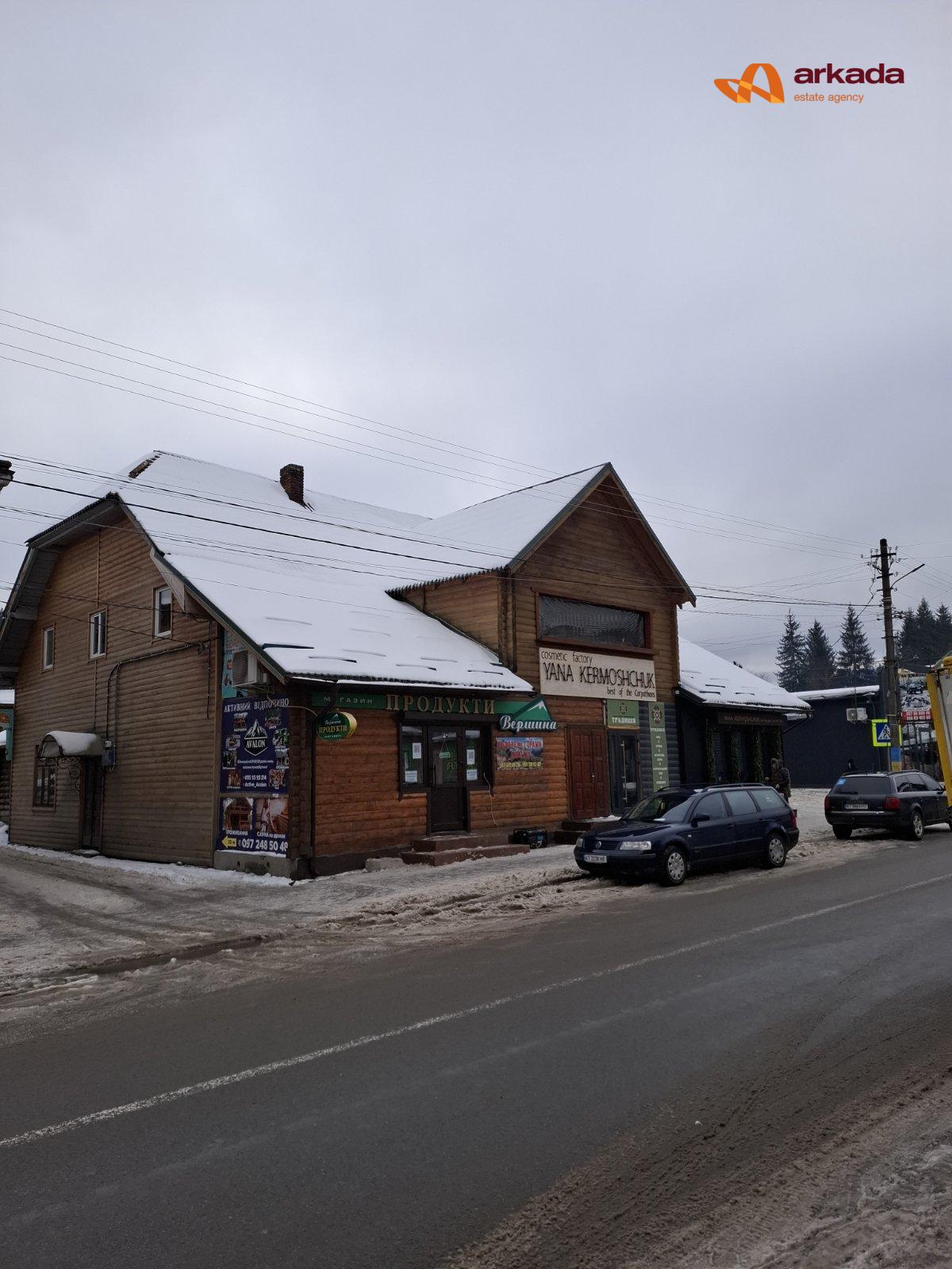 Продаю приміщення в центрі Ворохти біля дороги. 180м2.