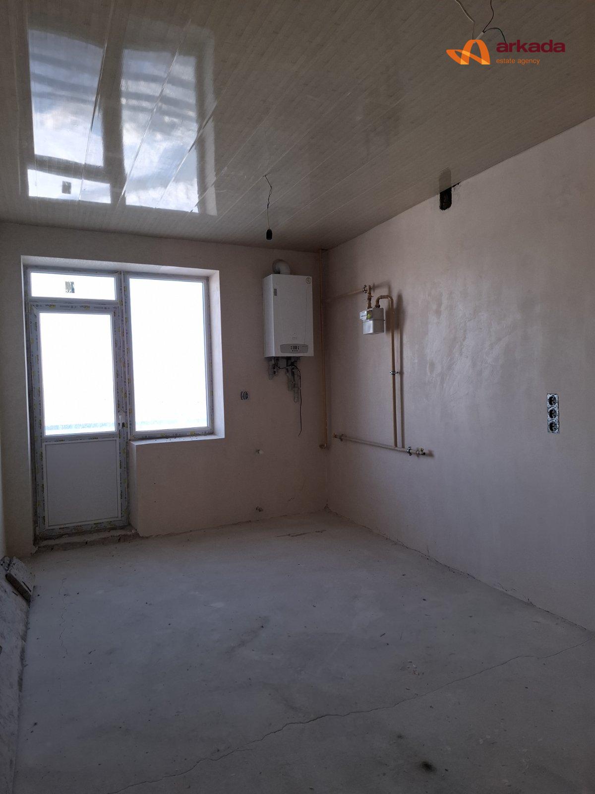 Продаю 1кімнатну квартиру біля річки. Газове опалення. Частковий ремонт. 43м2