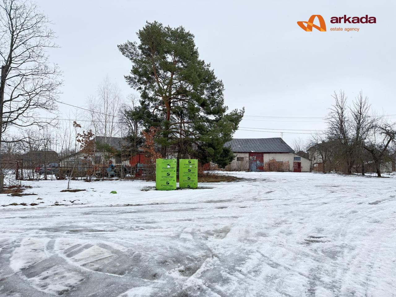 Пропонується до продажу масштабний виробничо-комерційний комплекс  в смт Богородчани.