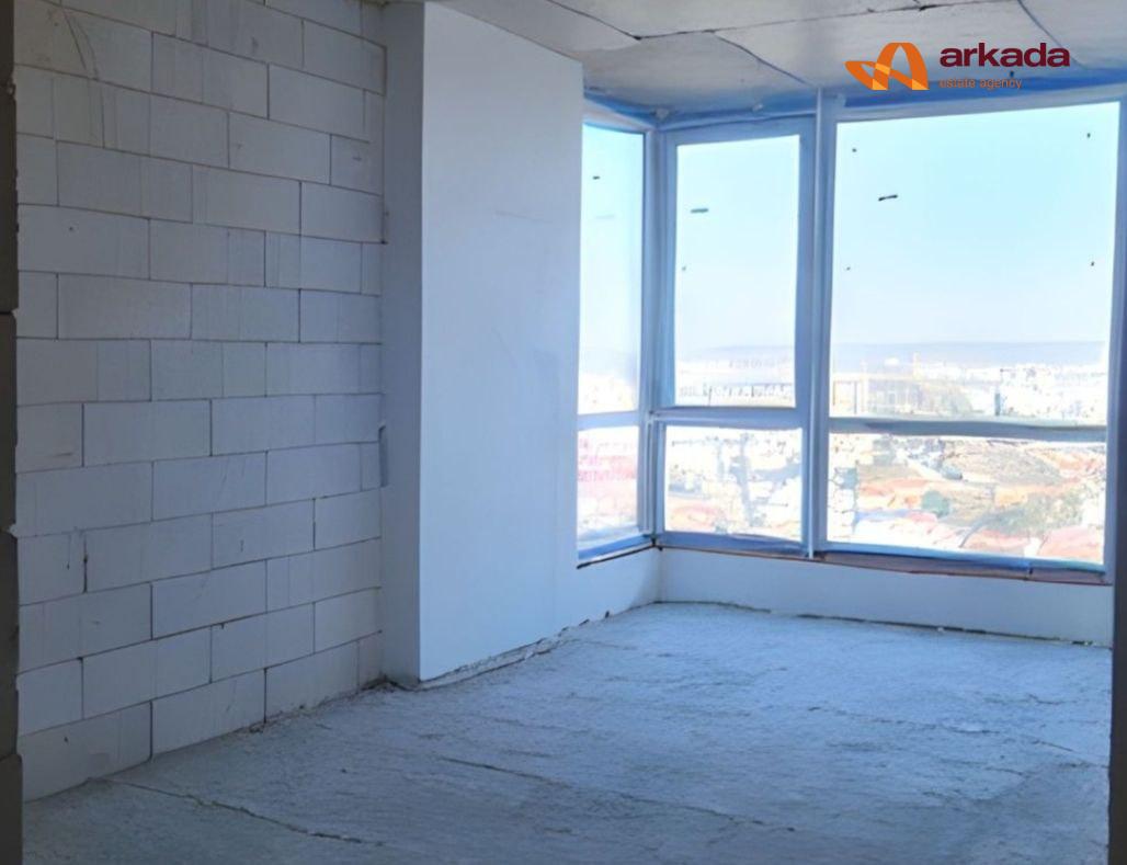 Продаж видової 3 кімнатної квартири в Manhetten