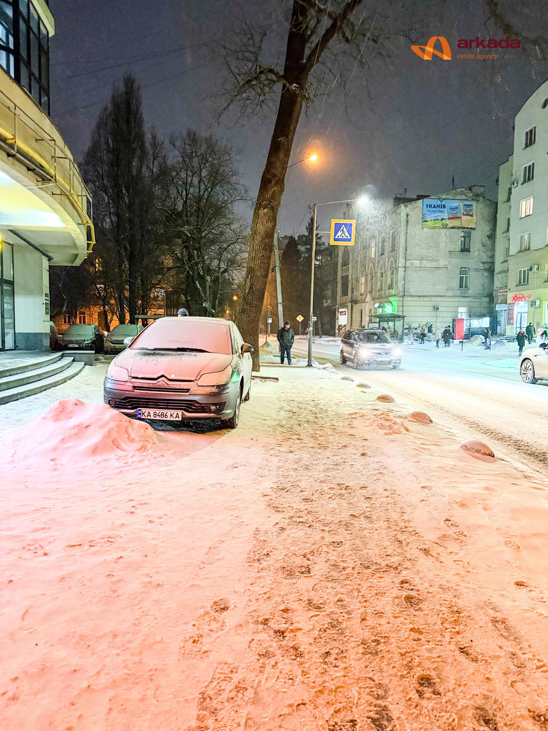 ПРОДАЖ ФАСАДНОГО КОМЕРЦІЙНОГО ПРИМІЩЕННЯ В ЦЕНТРІ  МІСТА