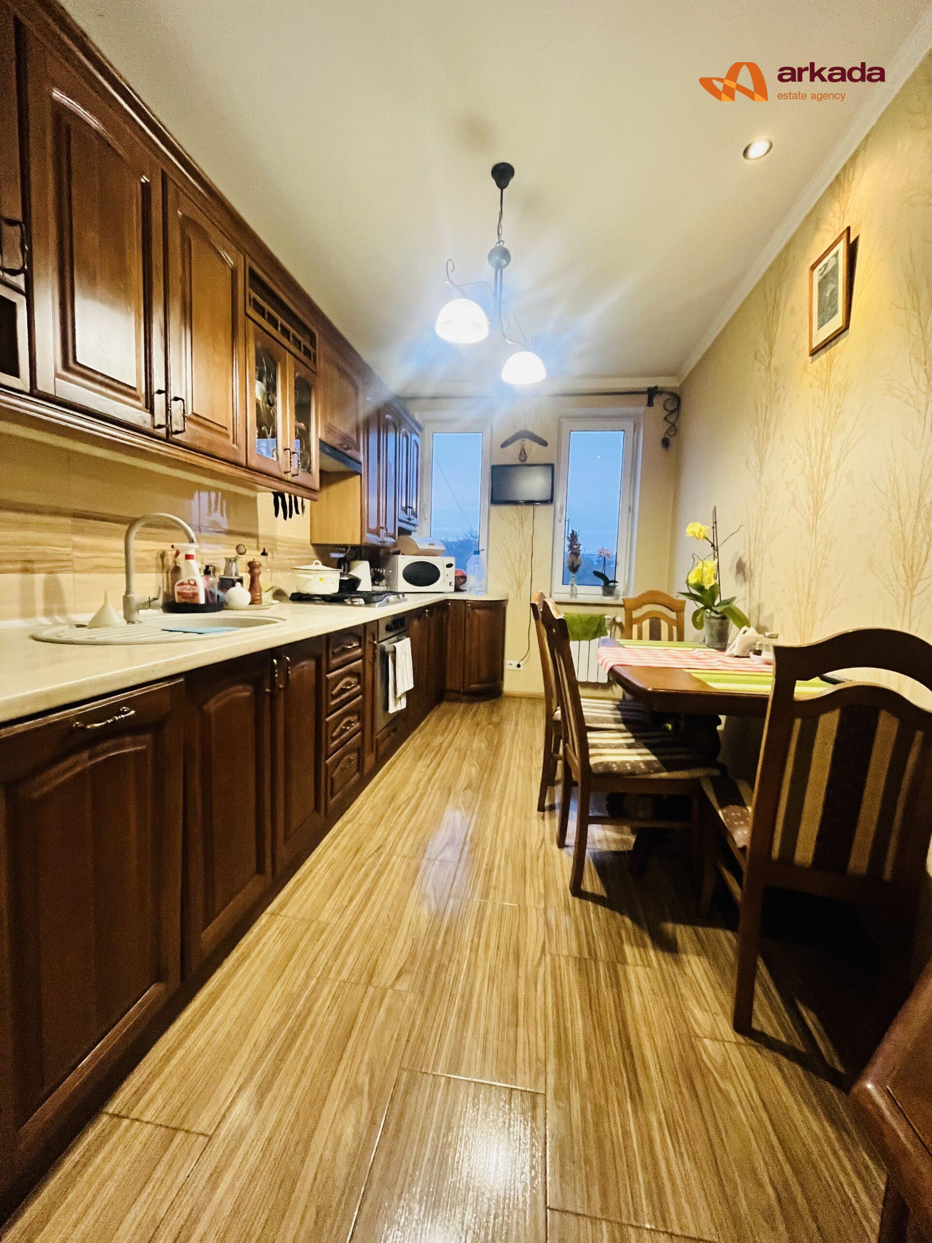 Продаж 3 кімнатної квартири