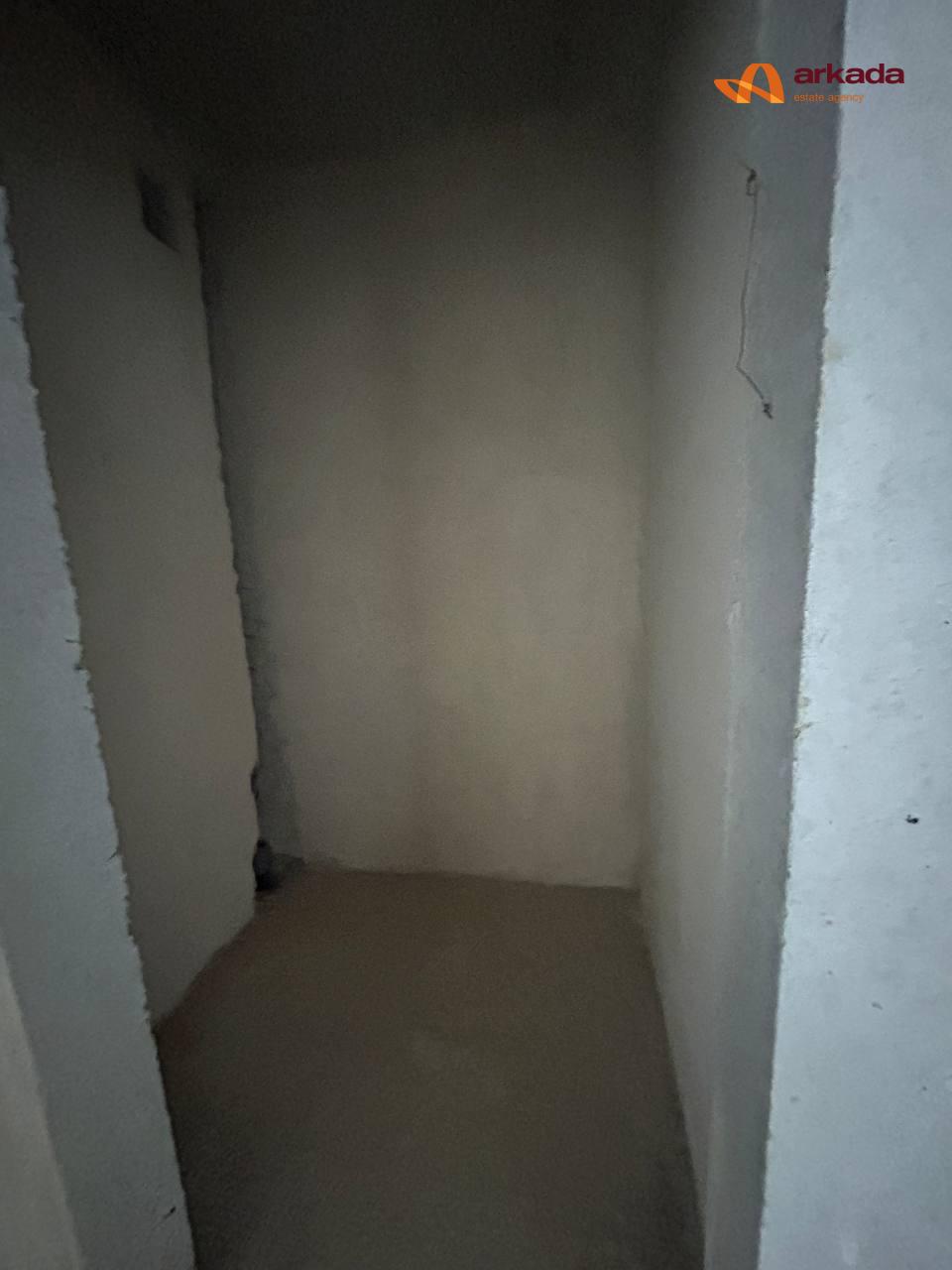 Продаж просторої 2-кімнатної квартири з кухнею-студією в Затишній локації!