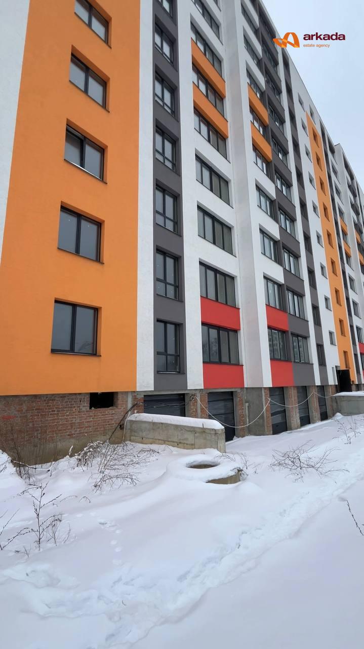 Продаж просторої 2-кімнатної квартири з кухнею-студією в Затишній локації!