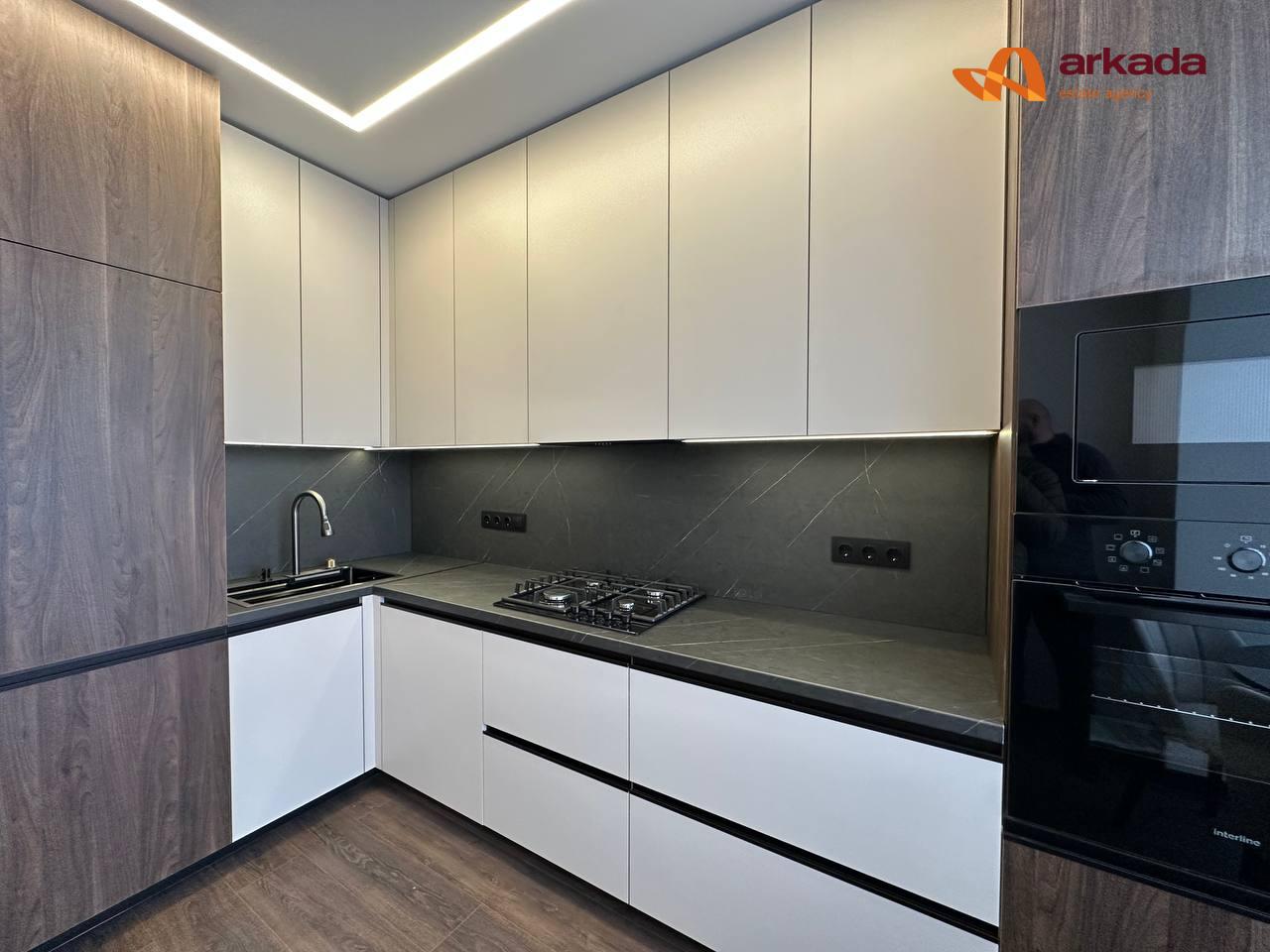 1.5 кім. квартира Вул. Височана 18 ЖК Містечко Центральне Р-н Драмтеатру