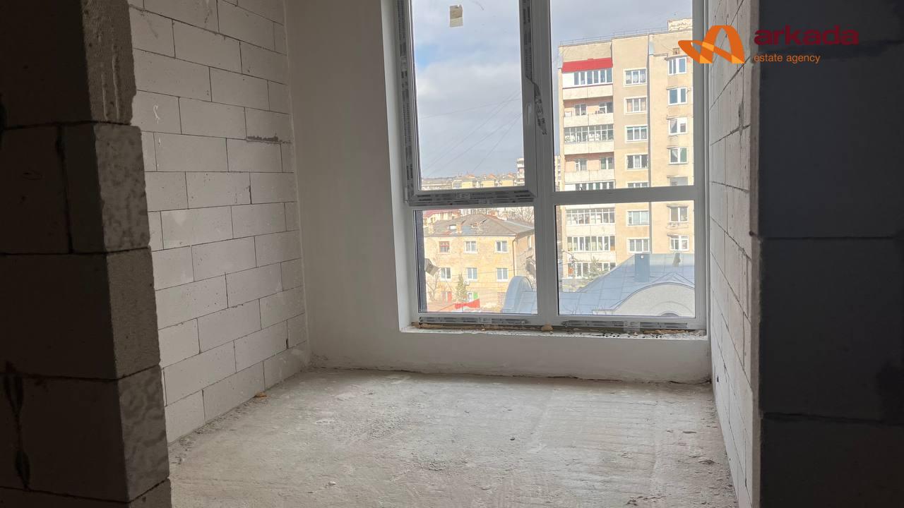 Продаж 2 квартири бізнес-класу в центрі Івано-Франківська