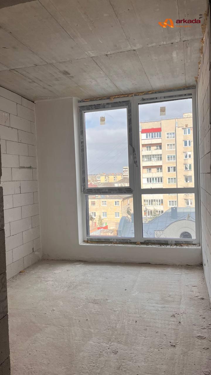 Продаж 2 квартири бізнес-класу в центрі Івано-Франківська