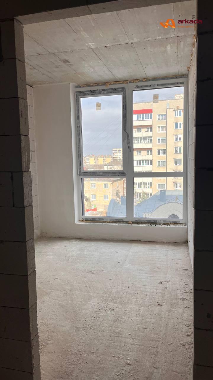 Продаж 2 квартири бізнес-класу в центрі Івано-Франківська