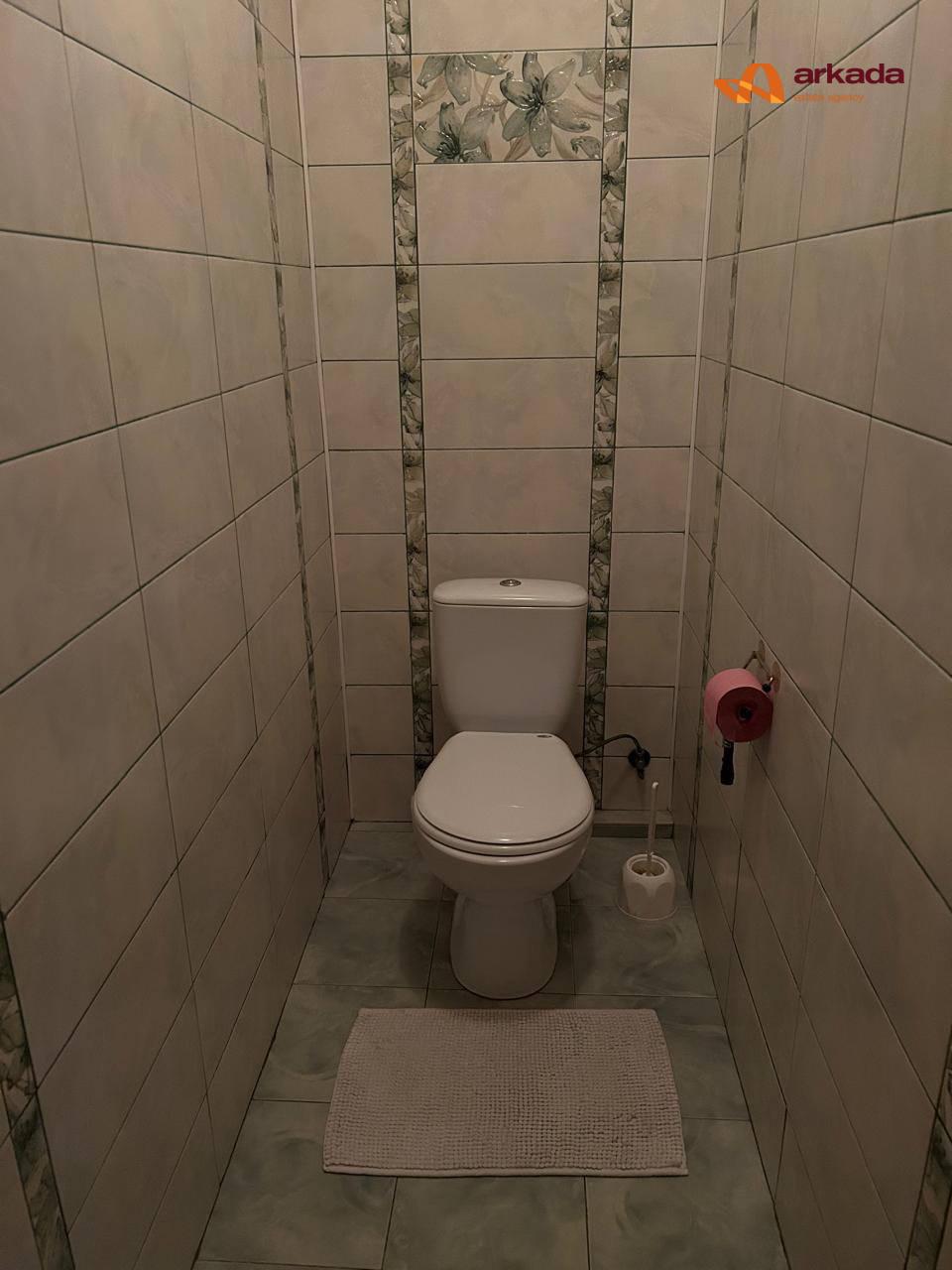 Продаж просторої 2 кімнатної квартири з ремонтом та меблями  по вул. Симоненка (р-н Каскад)