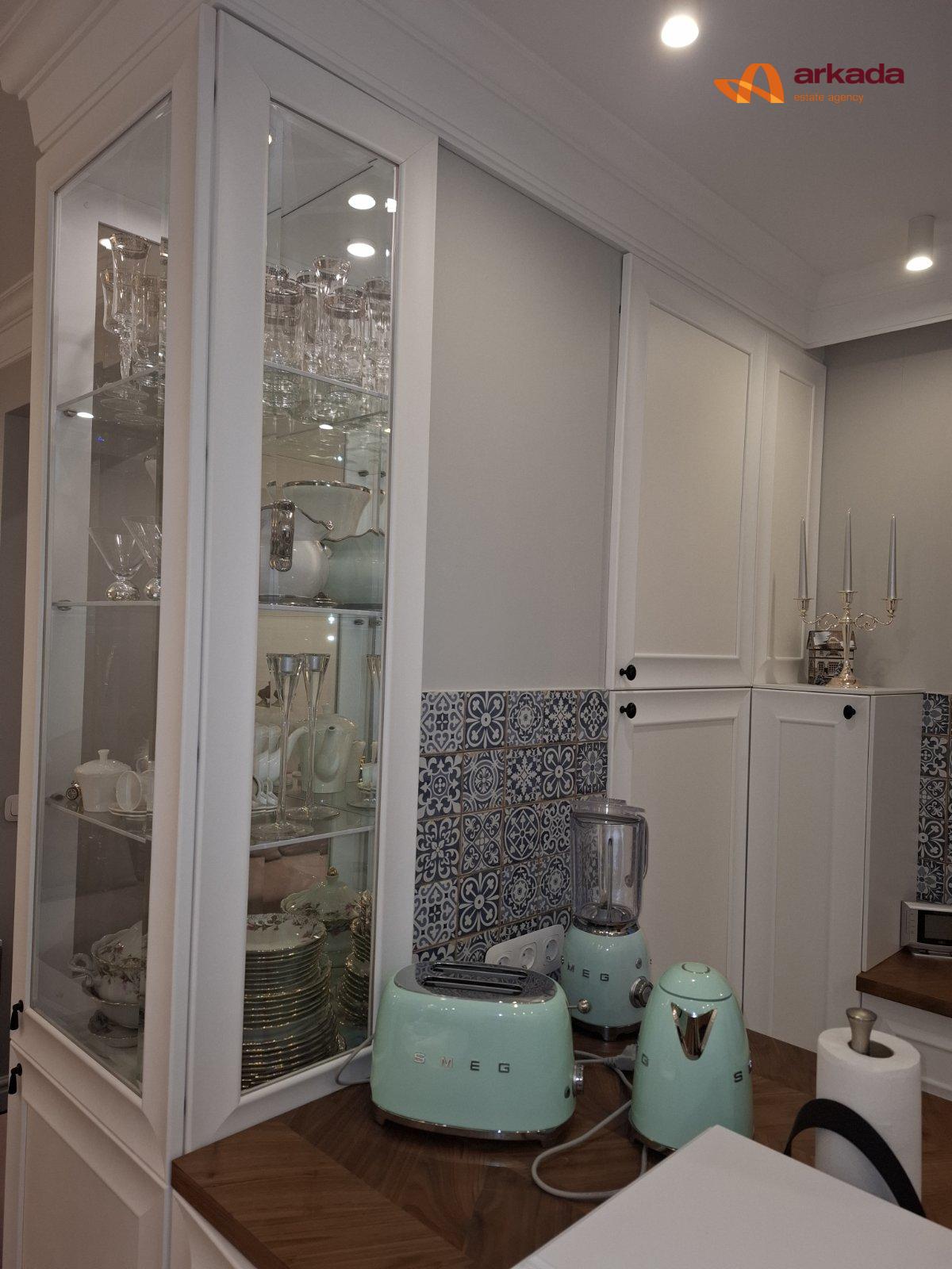 Продаю 1кімнатну квартиру зі стильним ремонтом біля озера