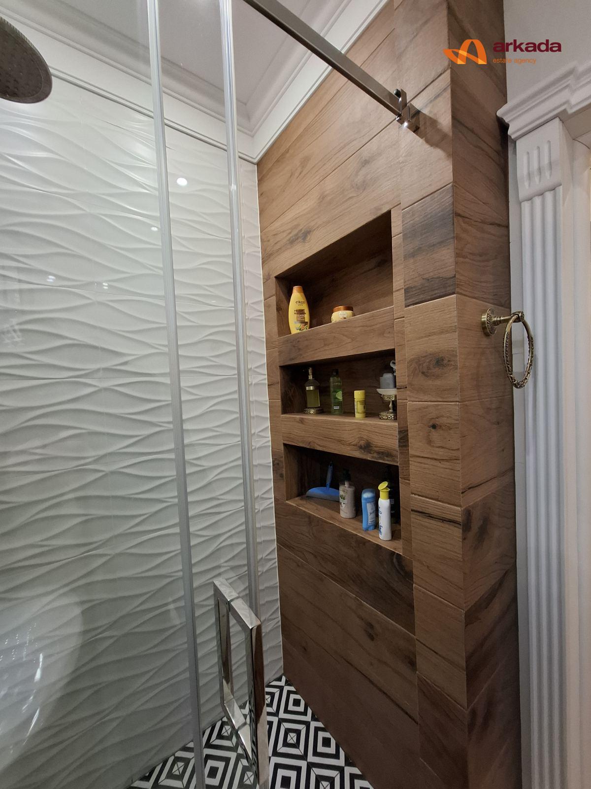 Продаю 1кімнатну квартиру зі стильним ремонтом біля озера