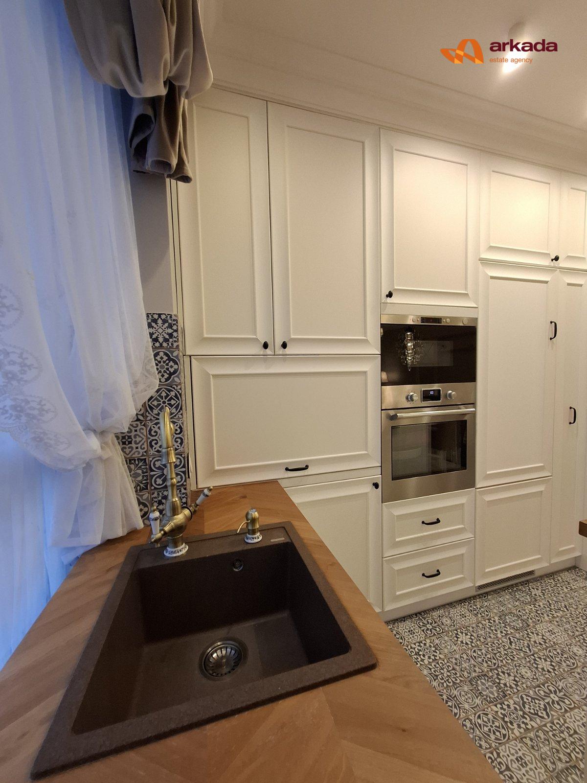 Продаю 1кімнатну квартиру зі стильним ремонтом біля озера