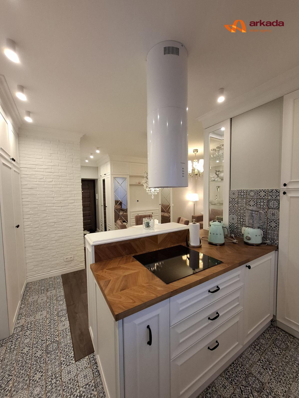 Продаю 1кімнатну квартиру зі стильним ремонтом біля озера