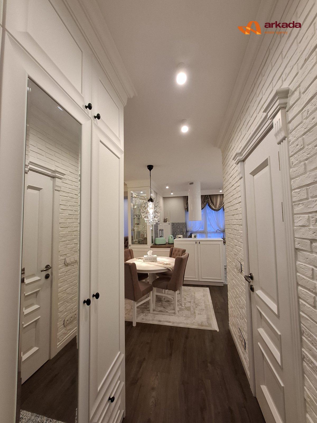 Продаю 1кімнатну квартиру зі стильним ремонтом біля озера