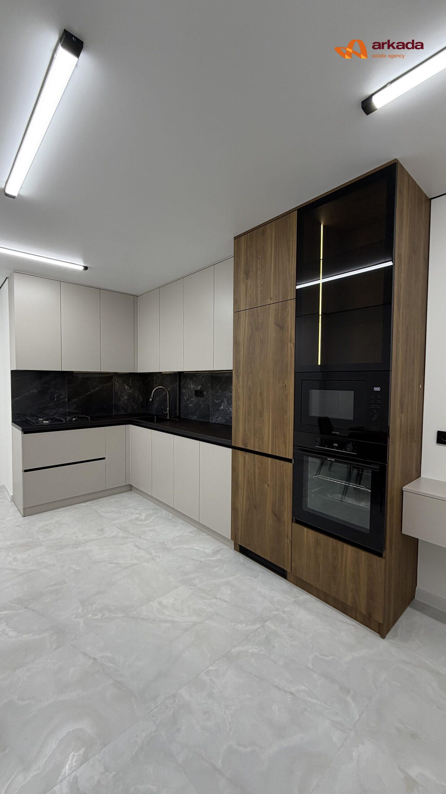 Велика 1кім в жк iQ House