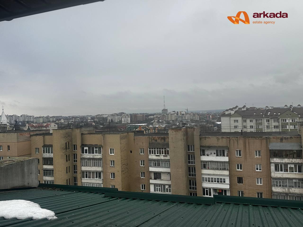 ТЕРМІНОВИЙ продаж великої квартири,вул.Кисилевськоі 42а
