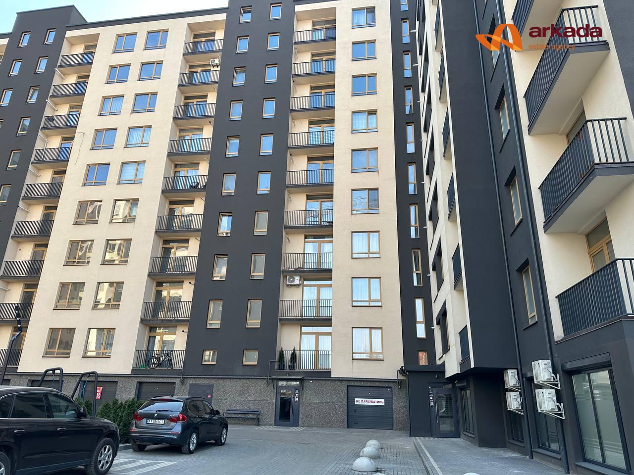 Здана 1к з чорновим ремонтом Центр вул. Тарнавського – Кобилянська