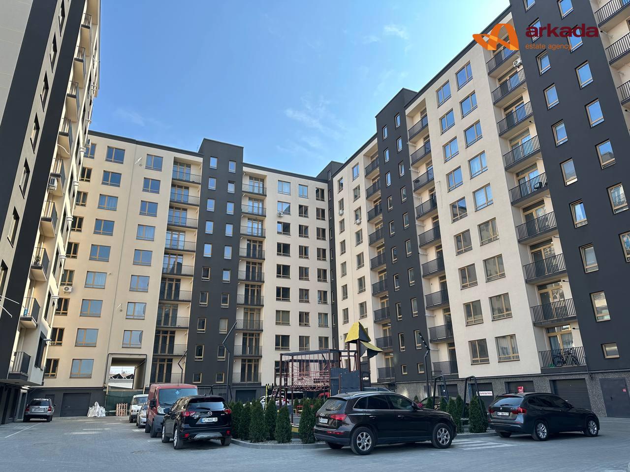 Здана 1к з чорновим ремонтом Центр вул. Тарнавського – Кобилянська