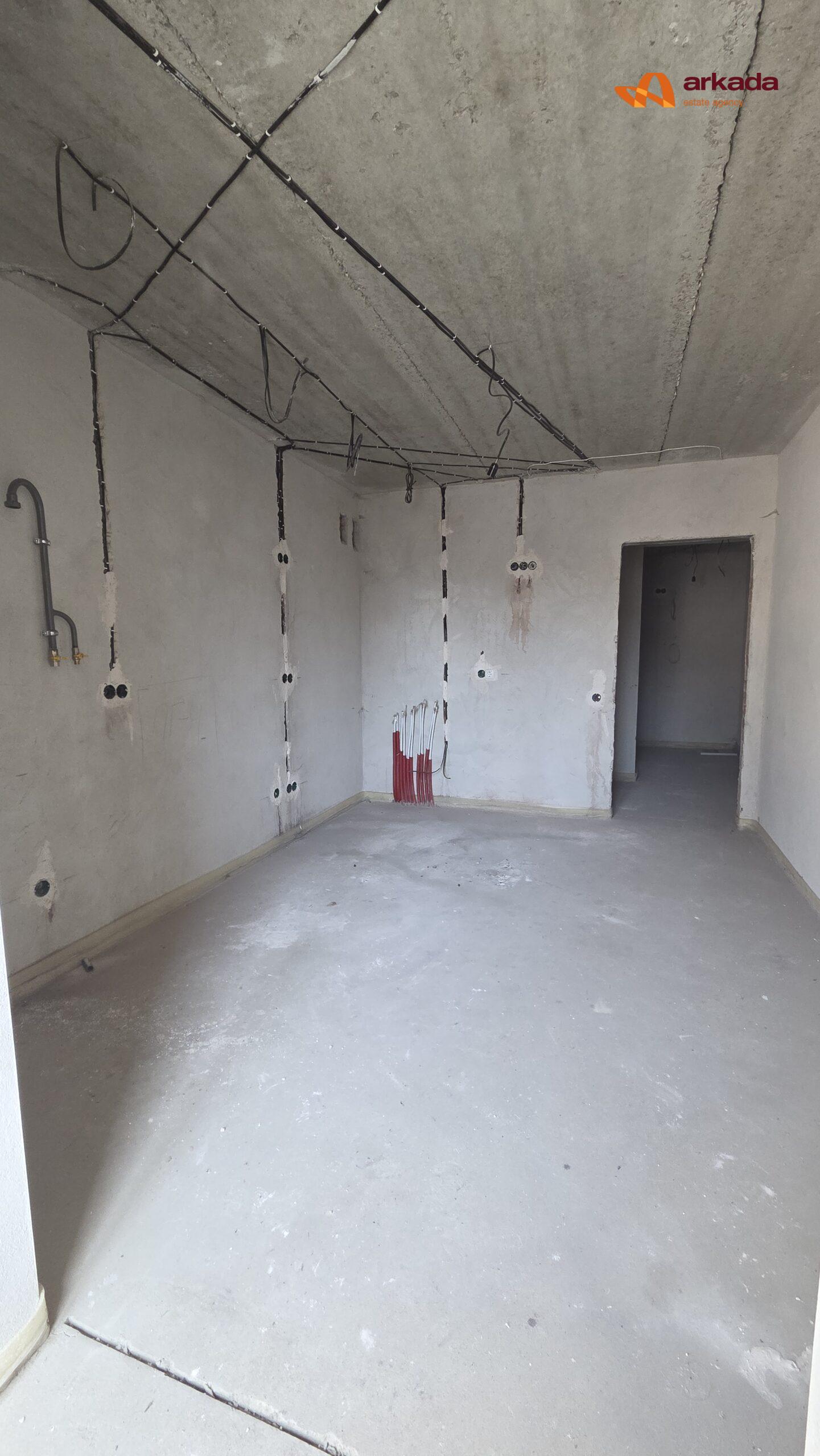 Продається двокімнатна квартира по вул. Вовчинецька