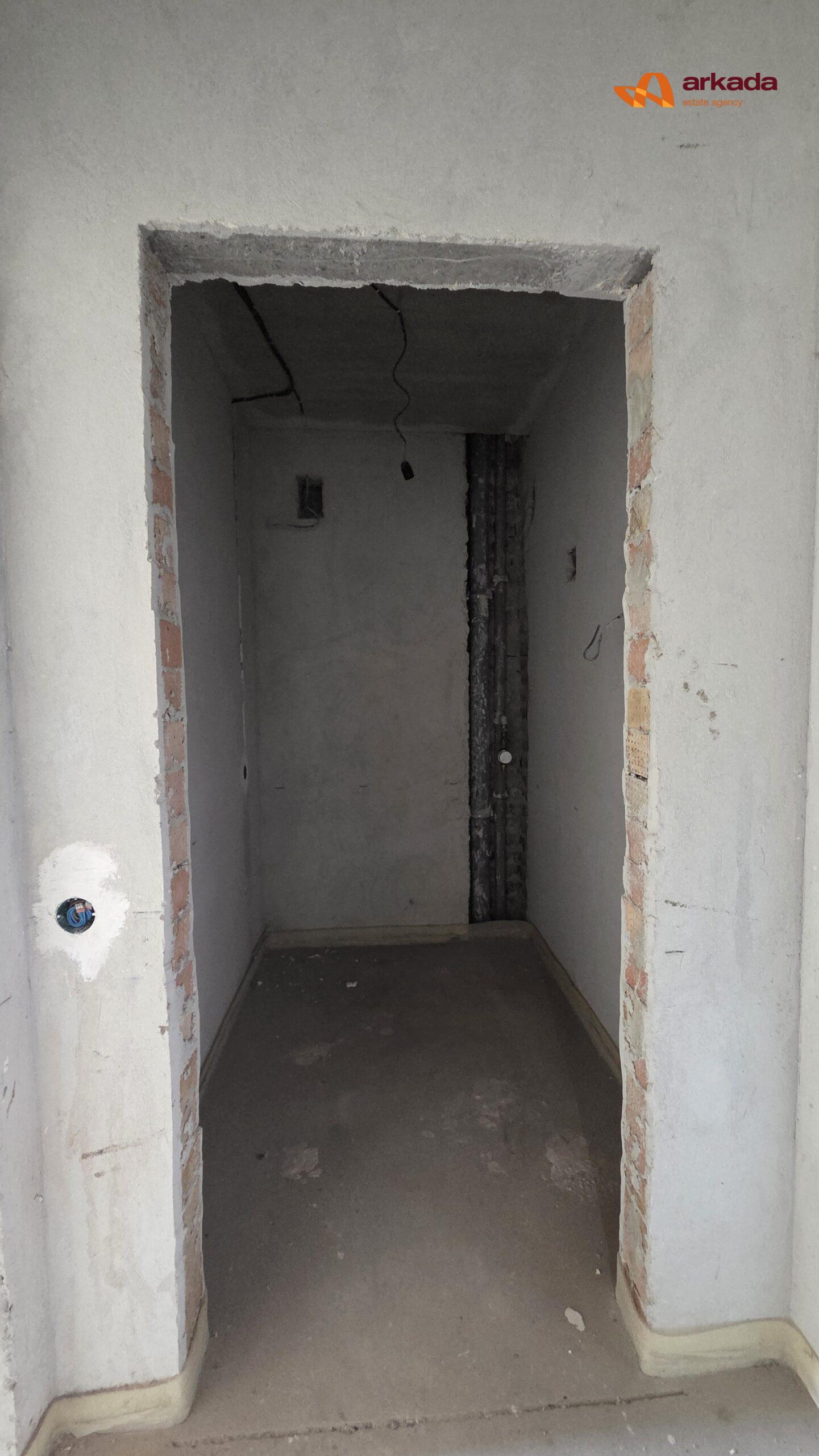 Продається двокімнатна квартира по вул. Вовчинецька