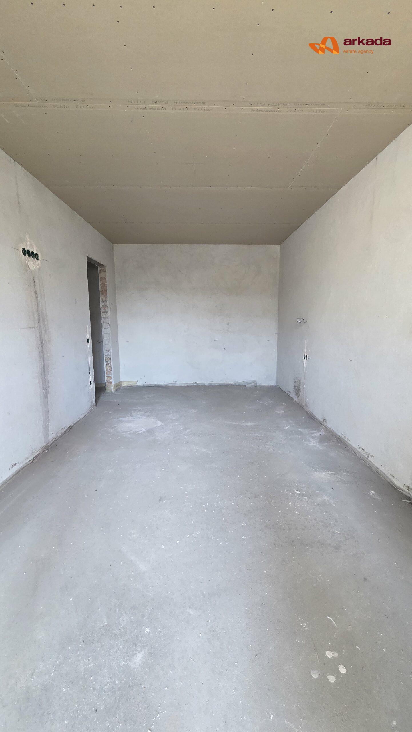 Продається двокімнатна квартира по вул. Вовчинецька