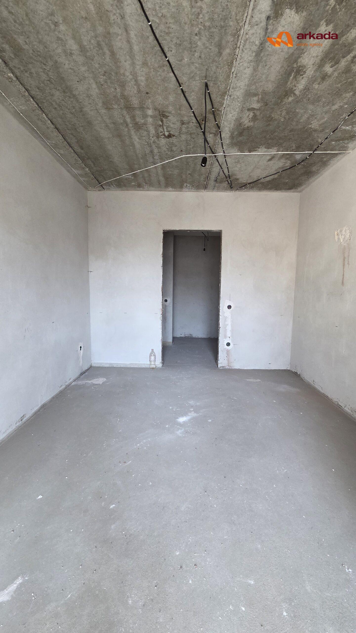 Продається двокімнатна квартира по вул. Вовчинецька