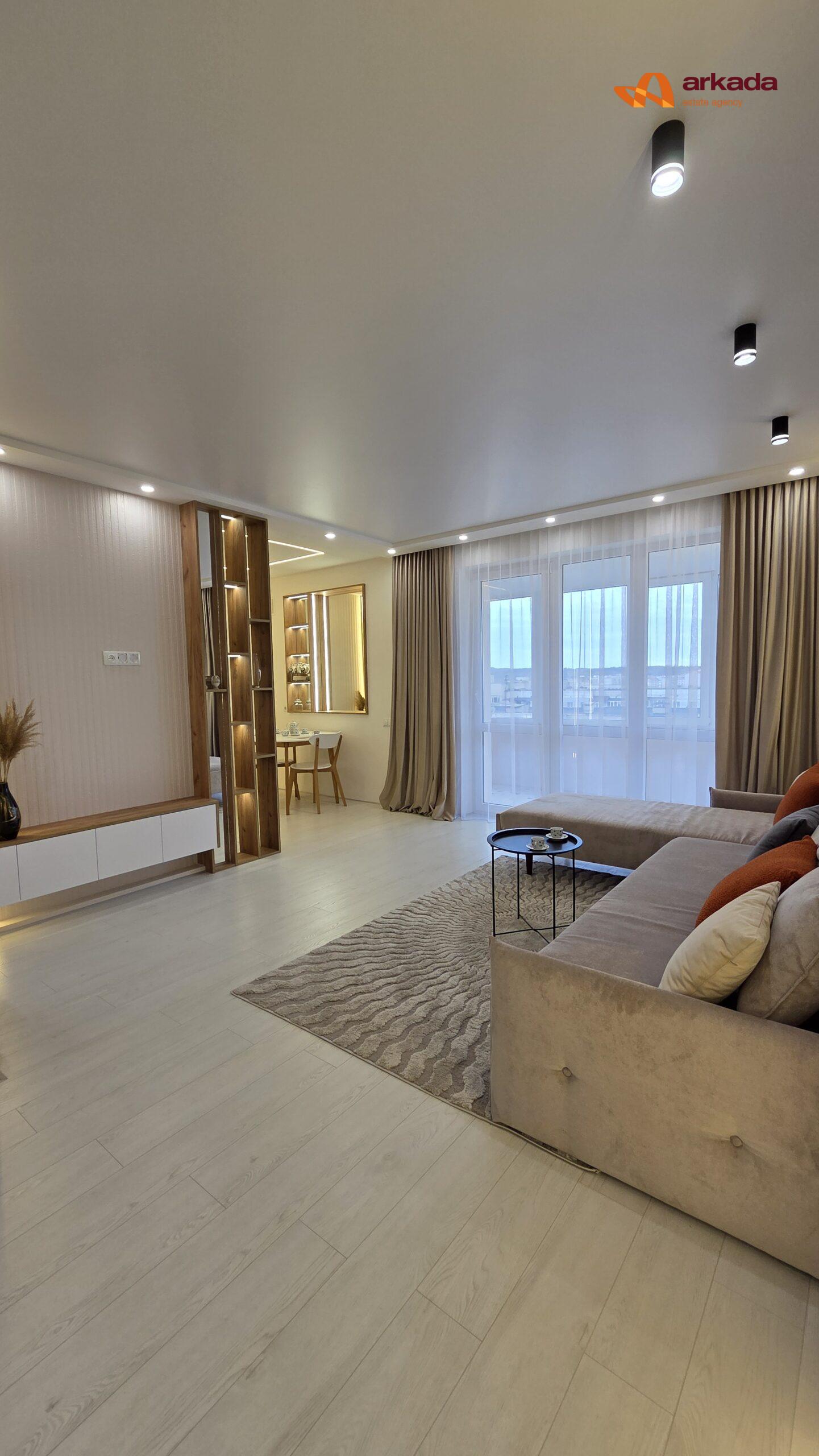 Двокімнатна квартира з кухнею-студією