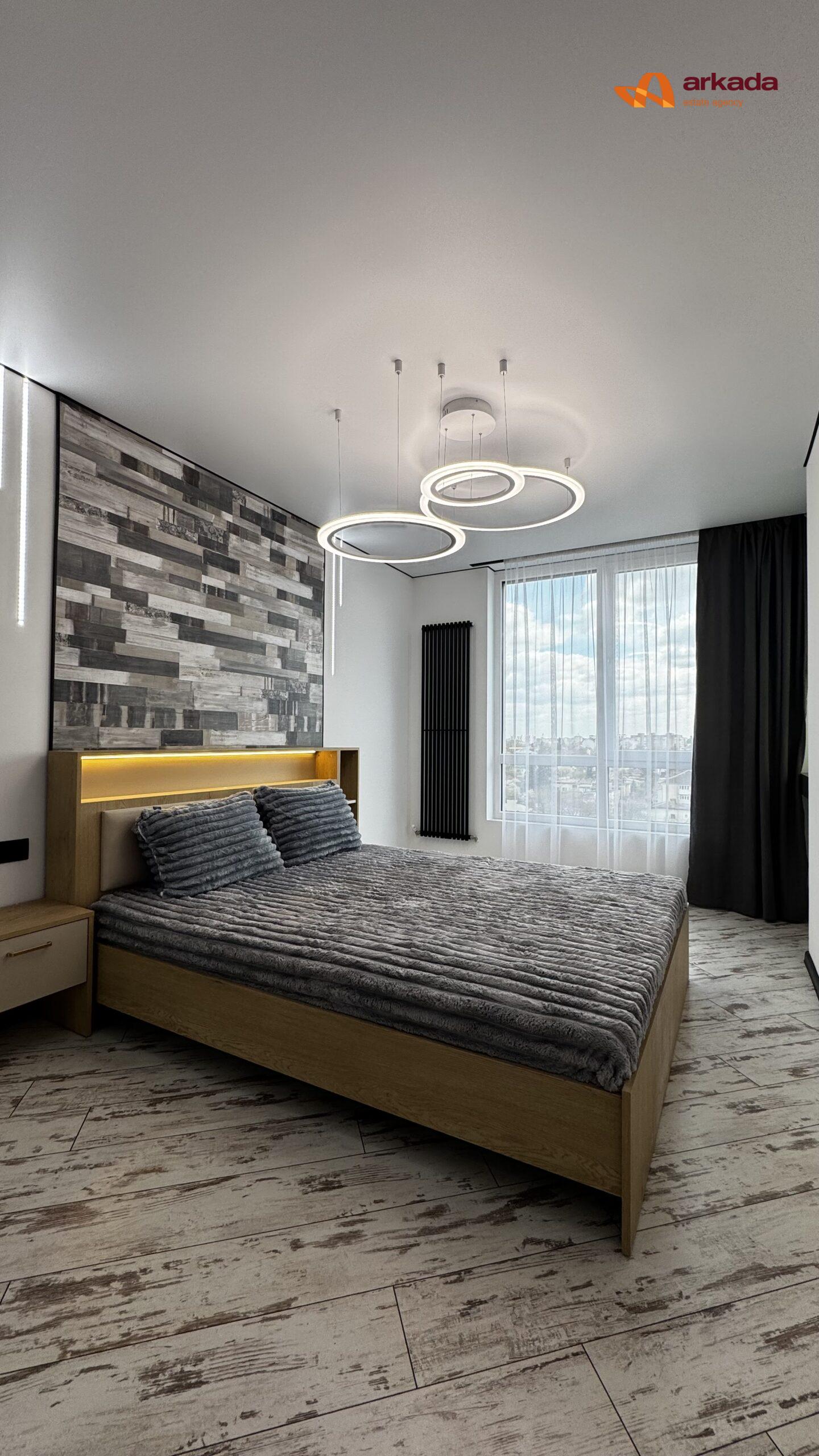 Видова 1 кімнатна квартира в ЖК Family Plaza – повністю укомплектована меблями і технікою.