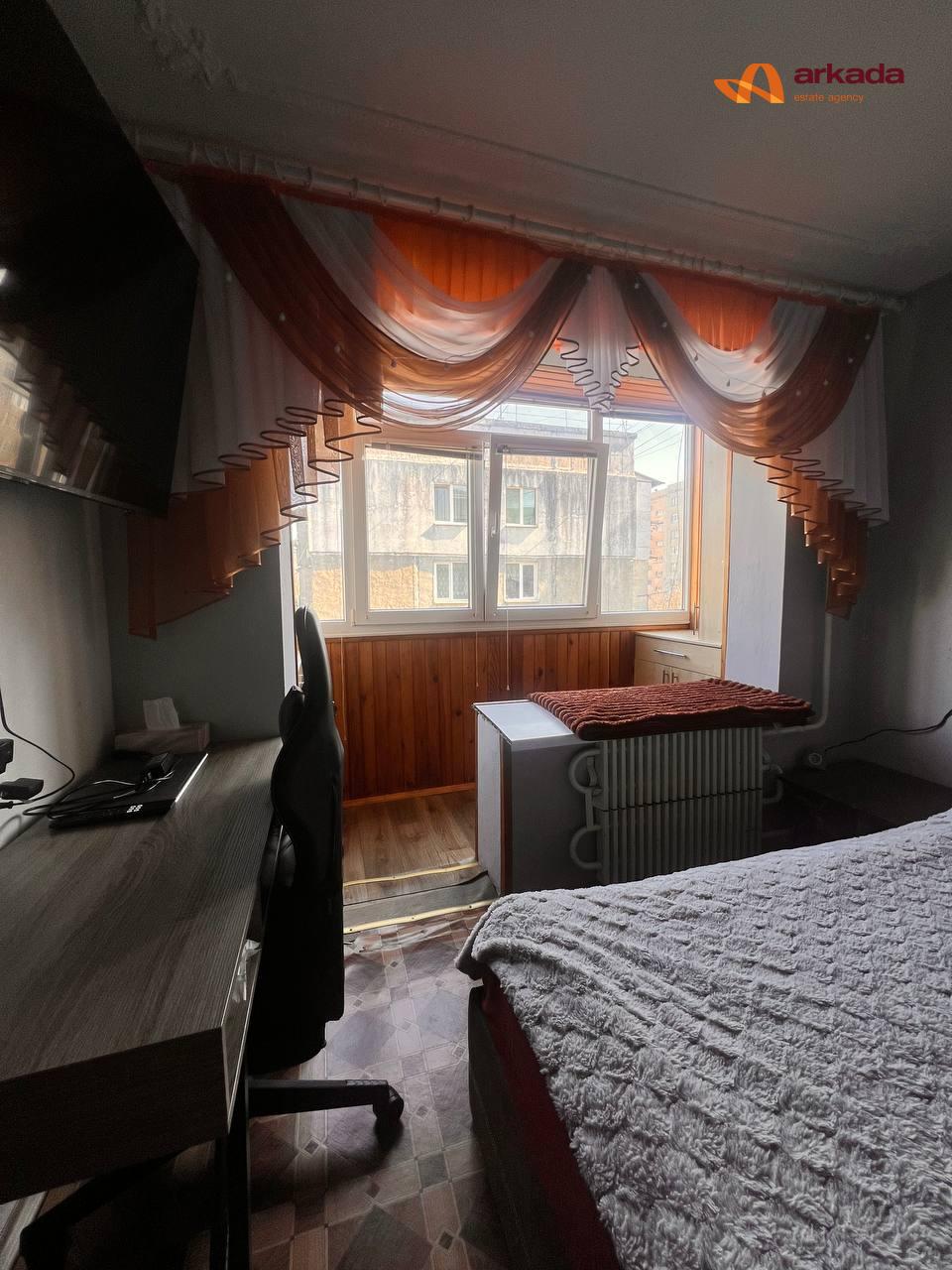 Продаю 1 кімнатну квартиру Каскад