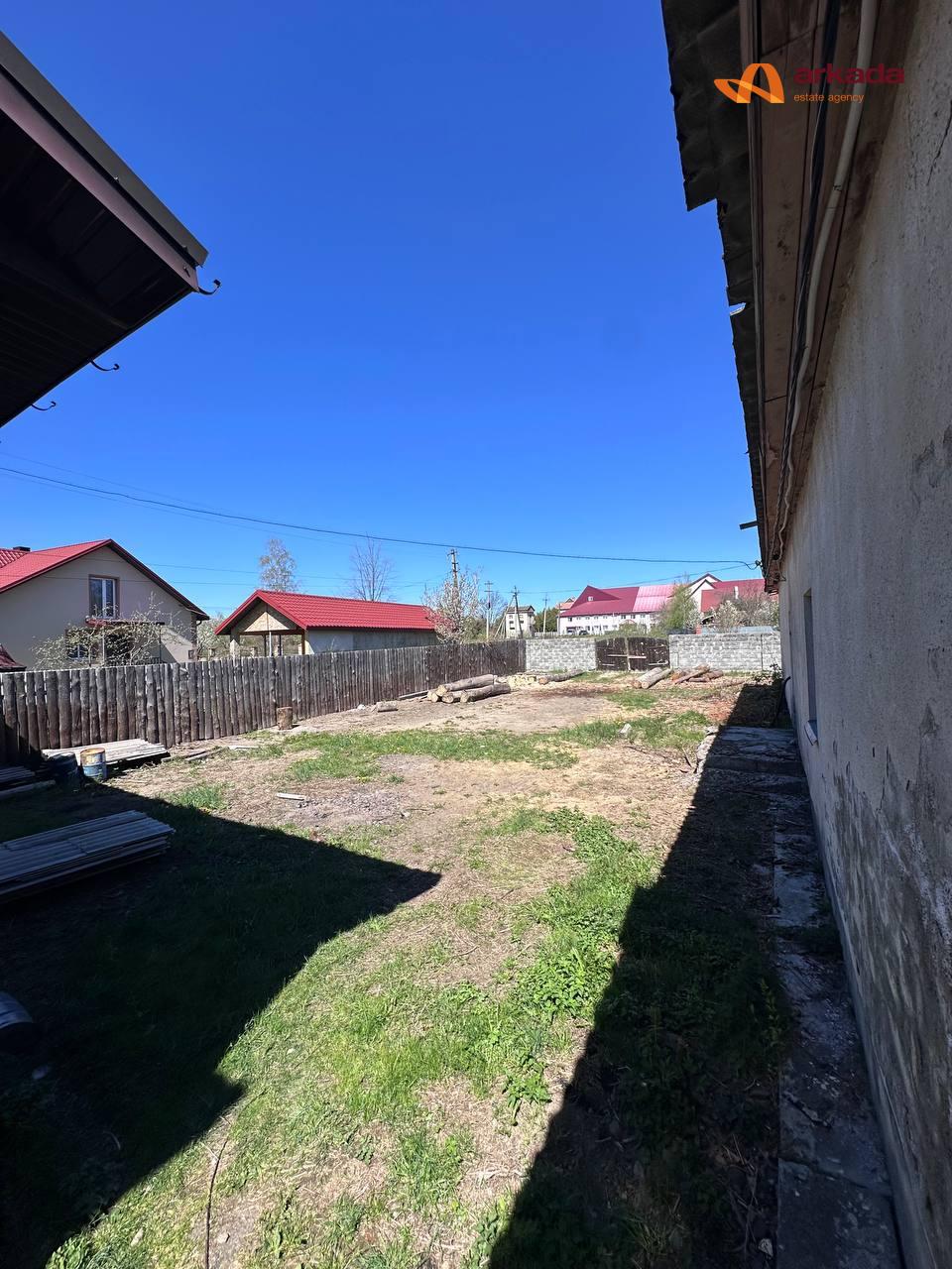 Продаж комерційного об”єкта з перспективною локацією  в с.Дзвиняч, Богородчанський р-н, Івано-Франківська обл.