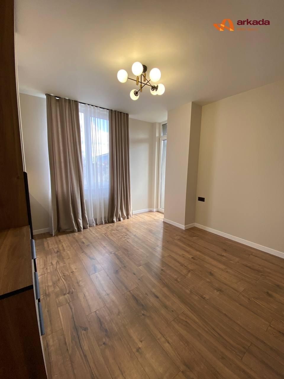 Готова 2 кім. квартира +кухня-студія Вул.Незалежності ! Євроремонт 3-Поверх