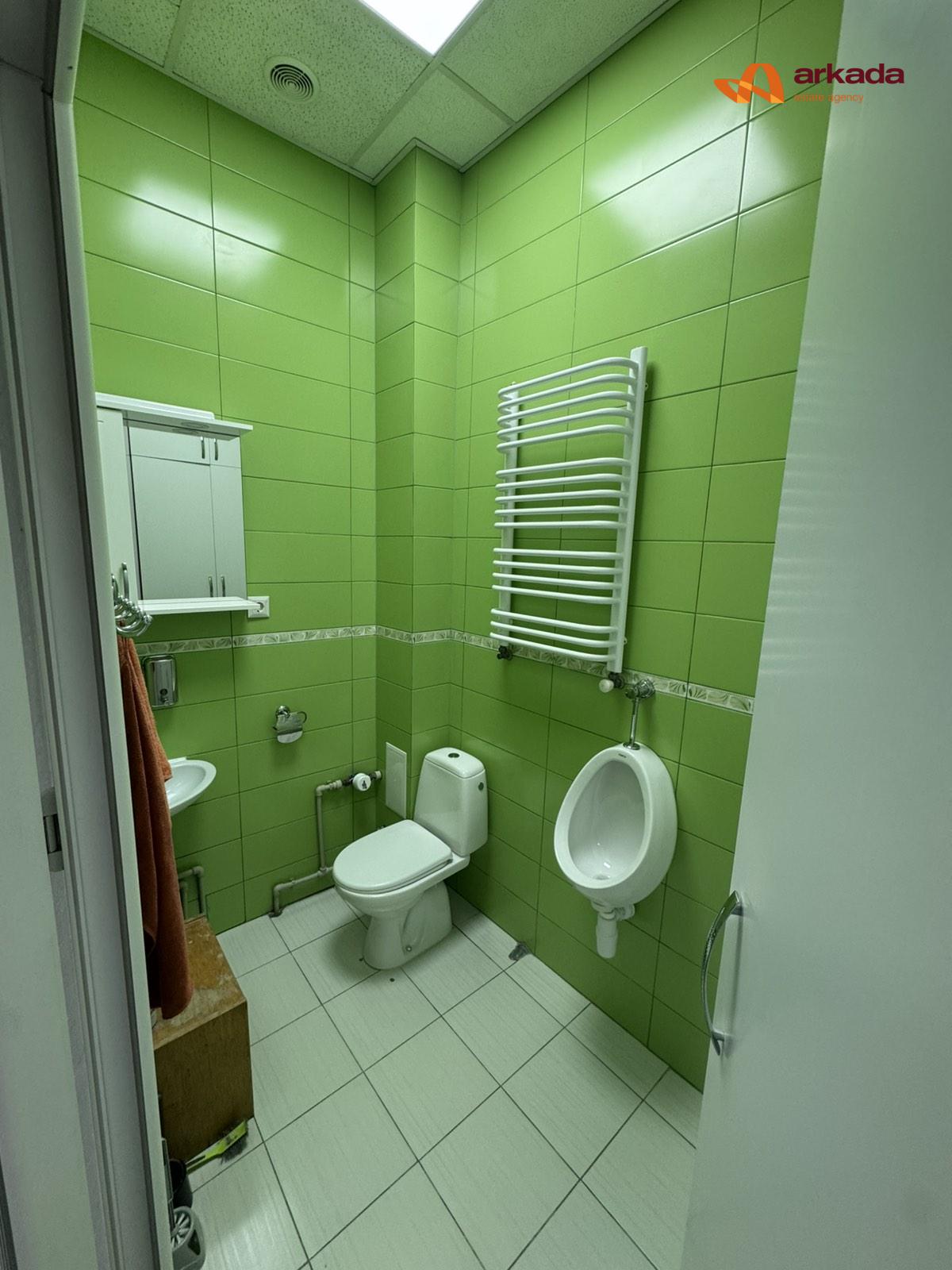 Здається в оренду приміщення в самосу центрі міста