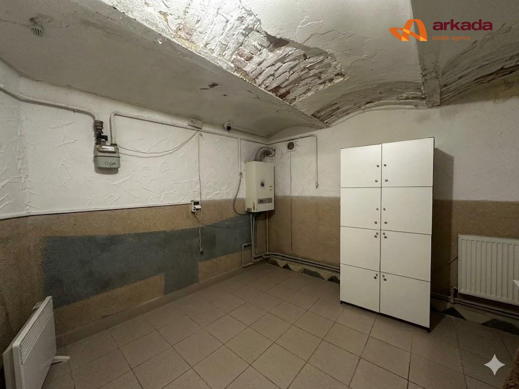 Комерційне приміщення в самому серці міста (Парк Міцкевича) Грушевського – Курбаса Центр.