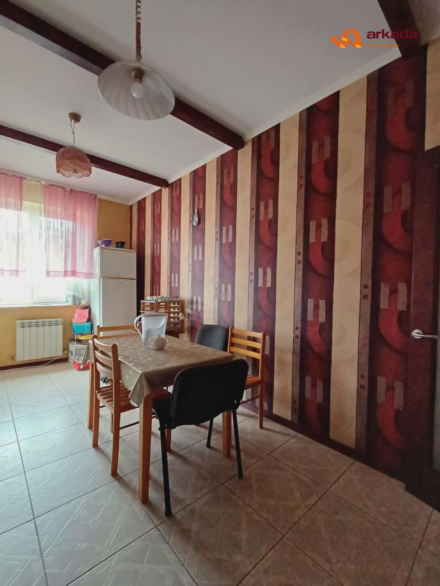 Продаж 2-кім квартира вул. Вовчинецька, 215