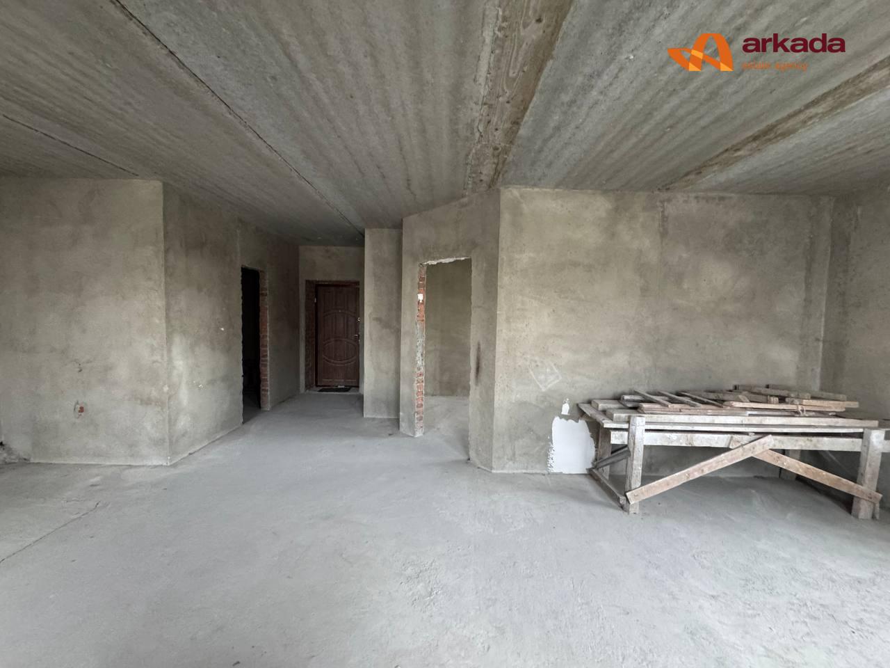 Продаж 2-кімнатної квартири по вул. Целевича 4 Б