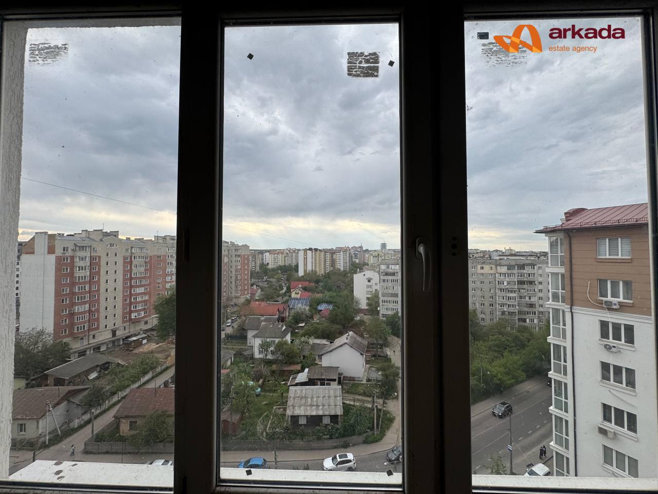 Продаж 2-кімнатної квартири по вул. Целевича 4 Б