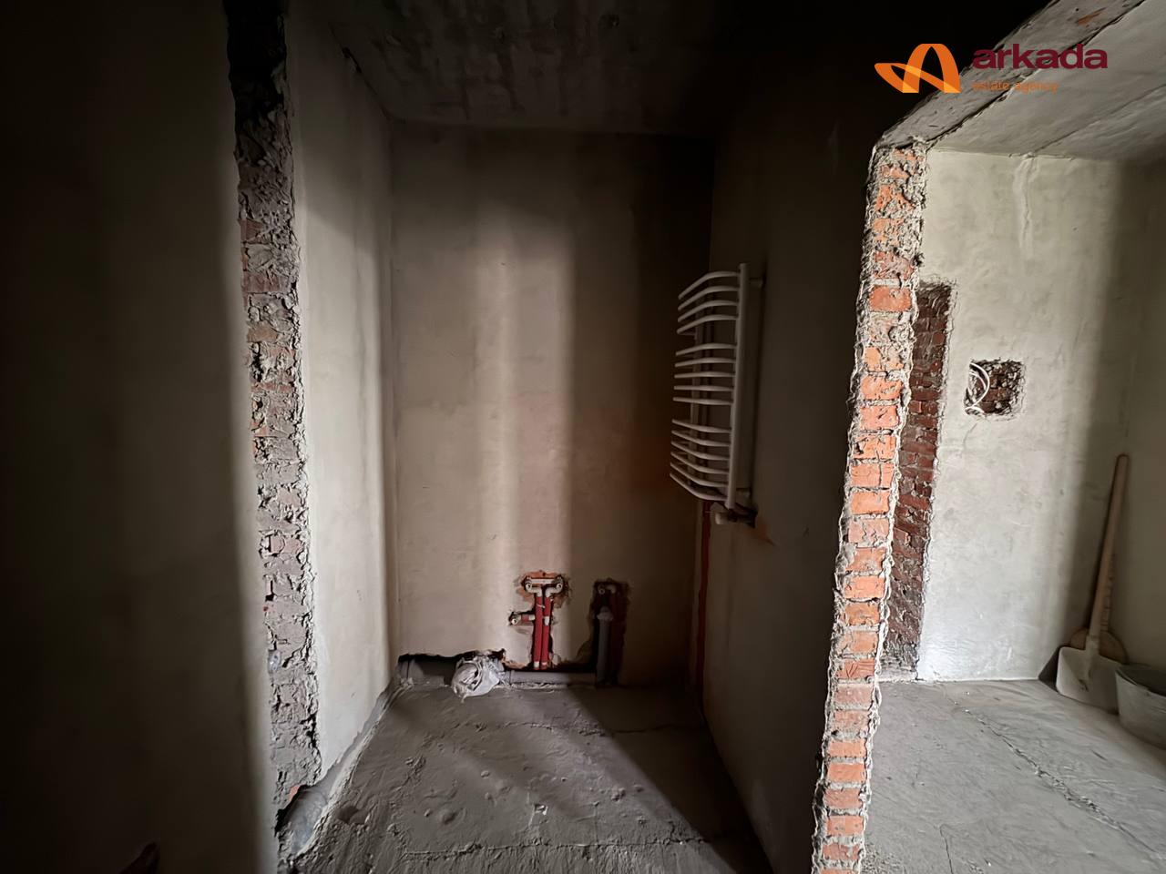 Продаж 2-кімнатної квартири по вул. Целевича 4 Б