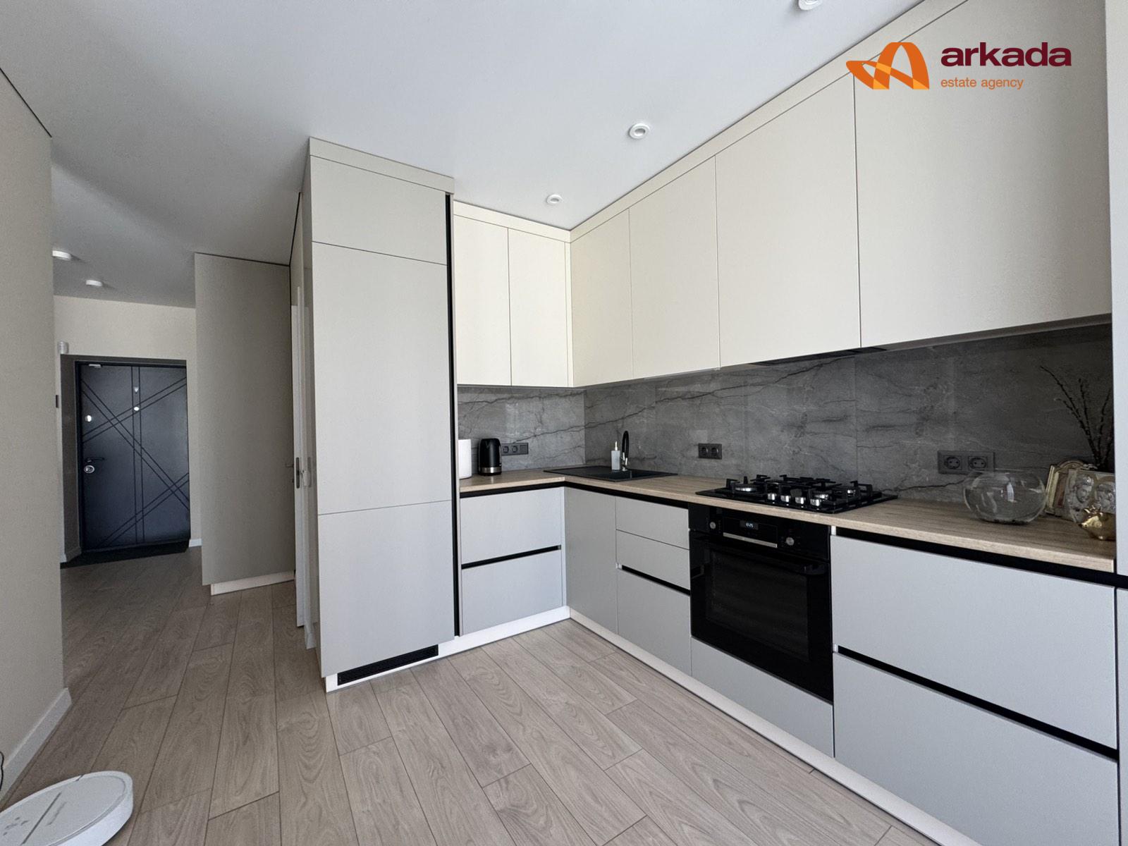 Продаж  2-кімнатна квартира в ЖК “Клубне 12”