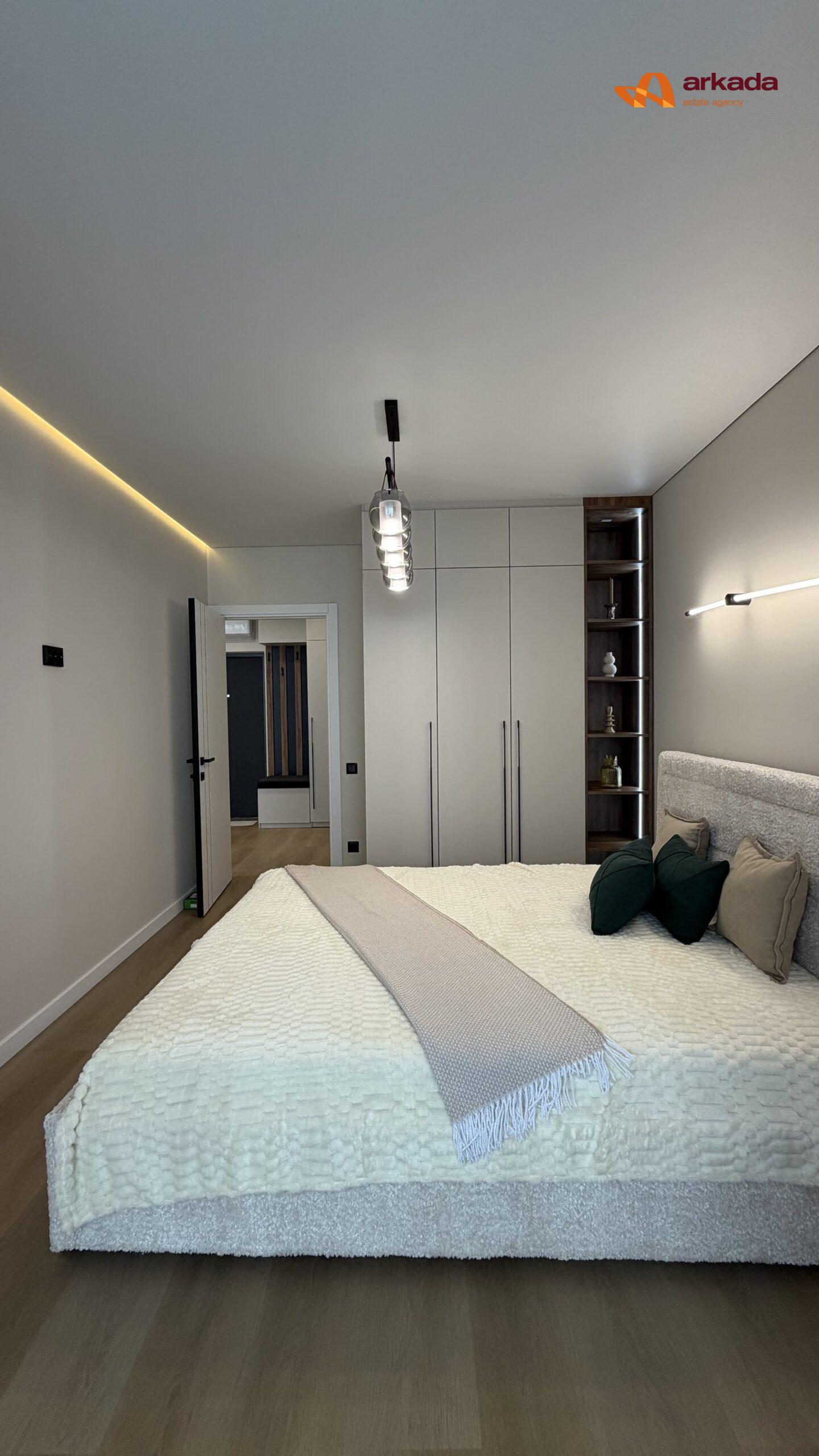 1,5кім в жк біля озера, Manhattan, 6будинок