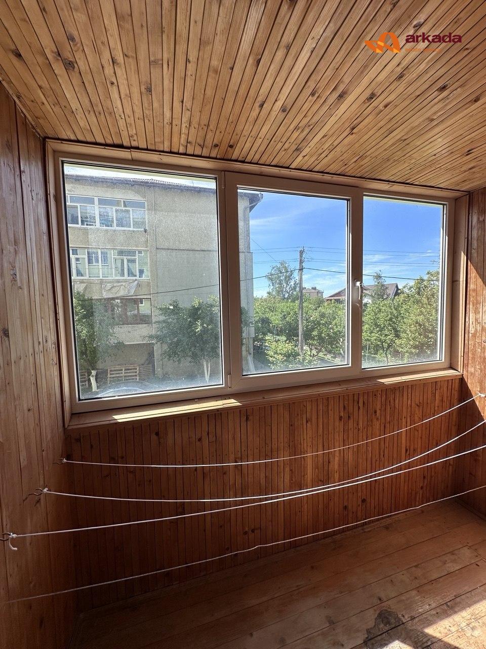 Продаж 3 -кім квартири в с.Крихівці