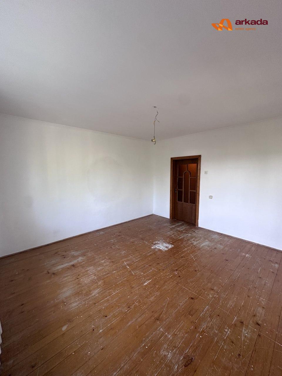 Продаж 3 -кім квартири в с.Крихівці