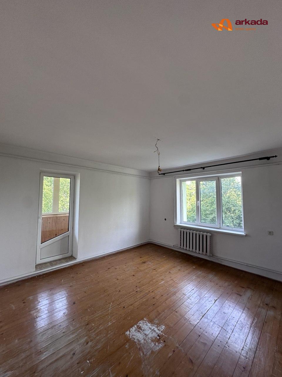Продаж 3 -кім квартири в с.Крихівці