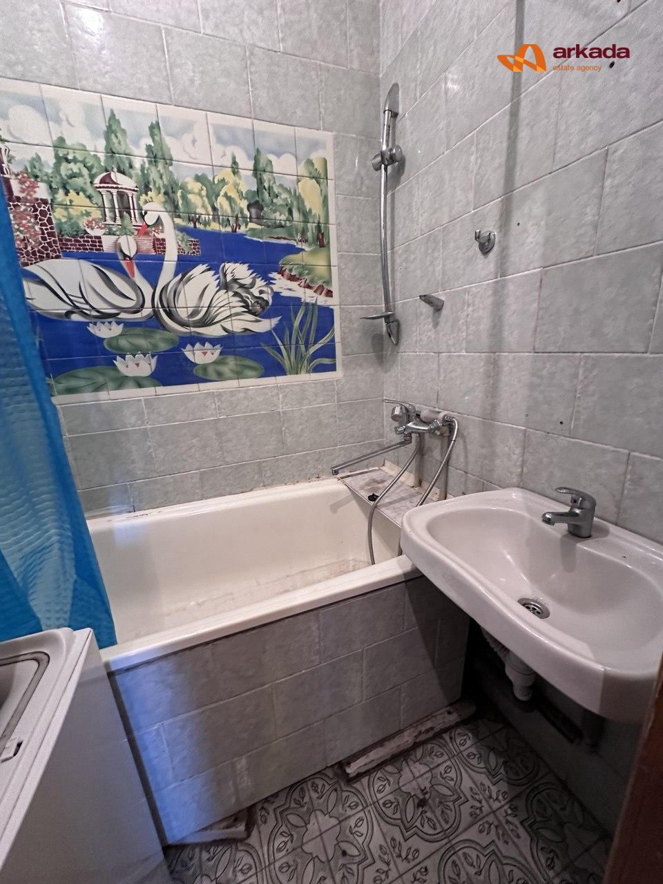Продаж 3 -кім квартири в с.Крихівці